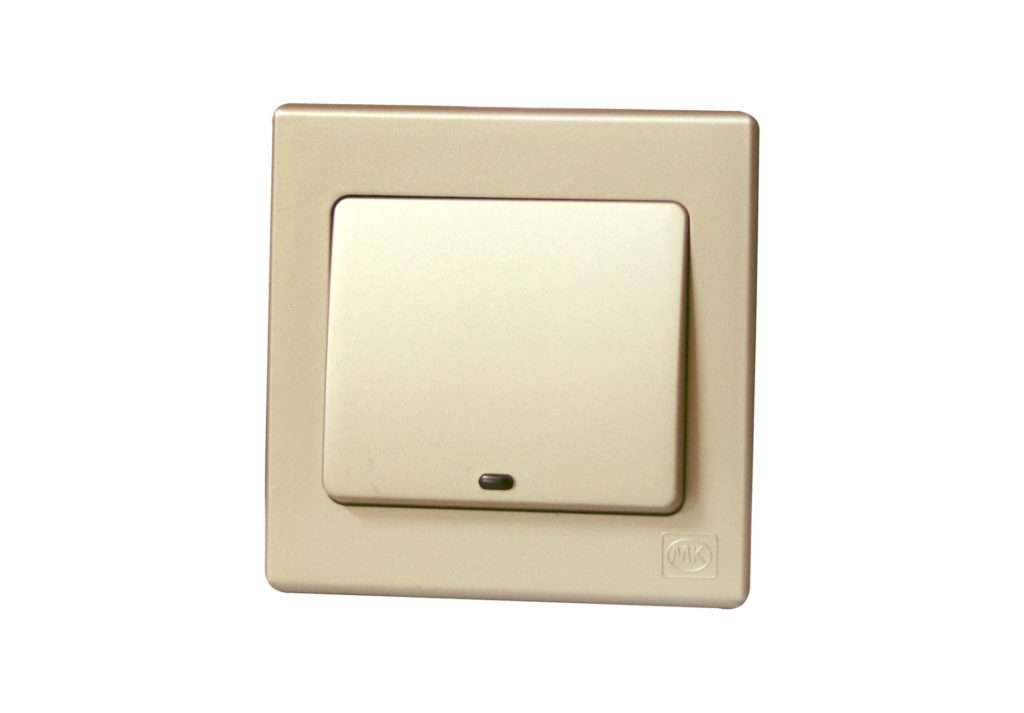 double-pole-switch-champagne-avant